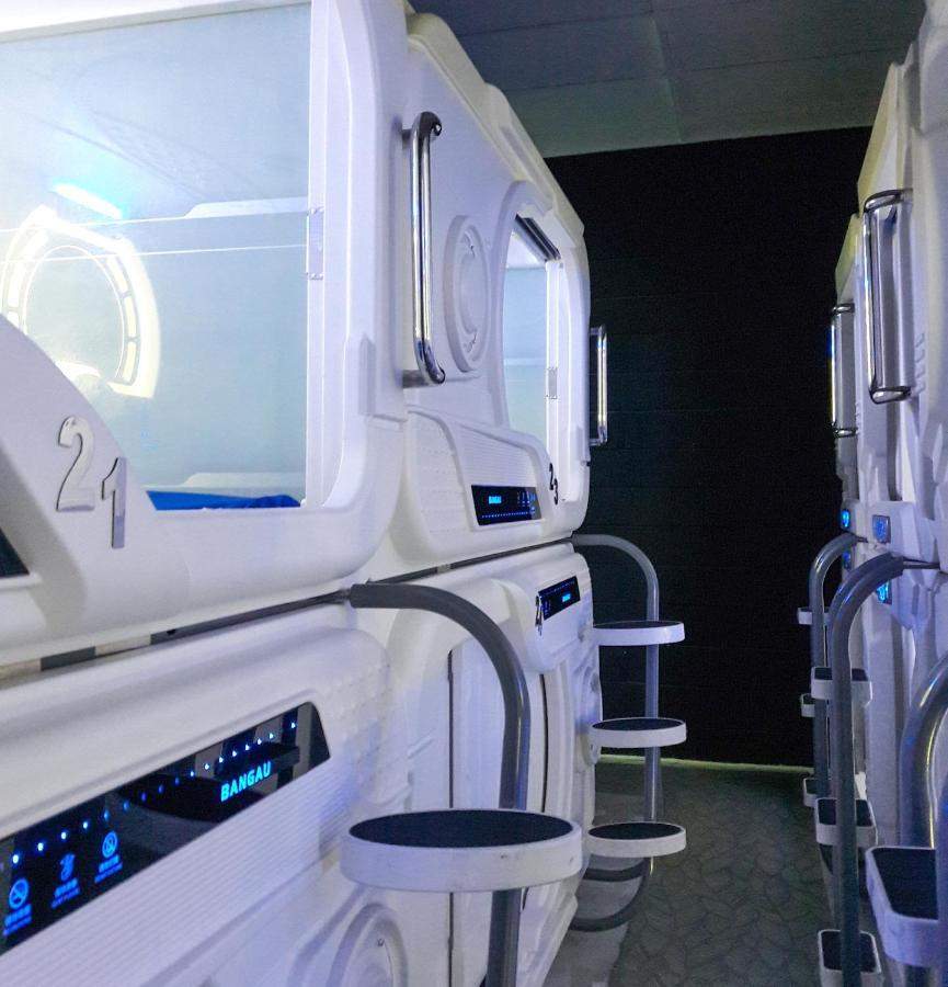Bangau - Short Term Rest Area Capsule Hotel 雪邦 外观 照片